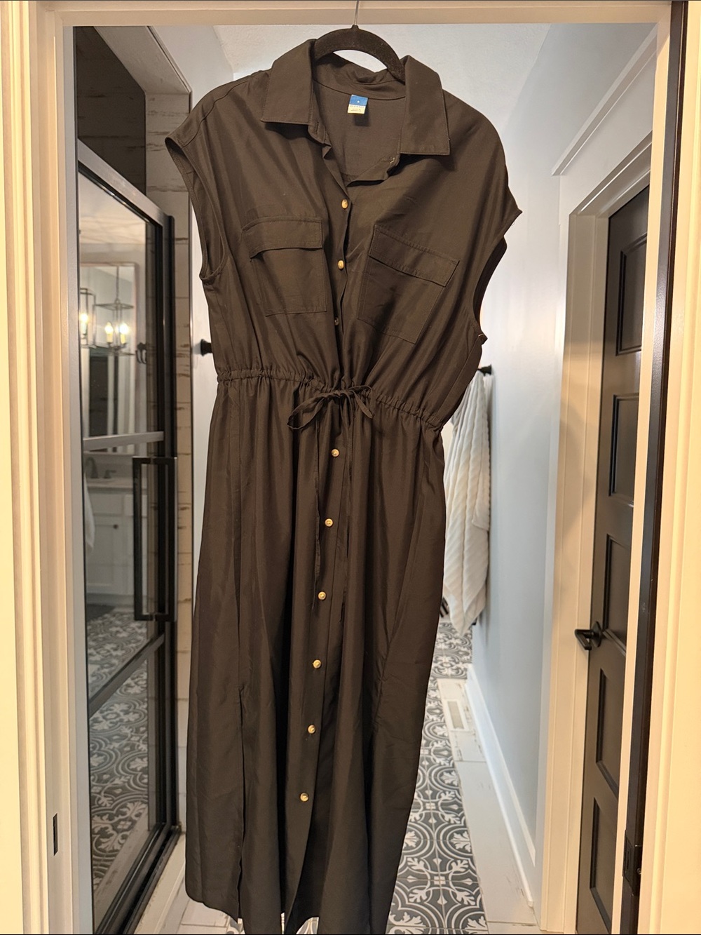 Old Navy Black Sleeveless Button-Front Maxi Dress with Drawstring Waist